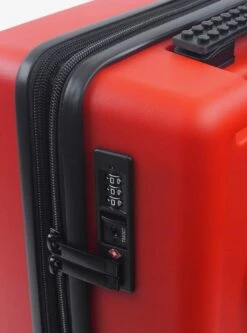 FUL LEGO Signature Brick 2x3 Trolley Expandable Carry-On Luggage Red -Bioworld Store 33917920 av5 1