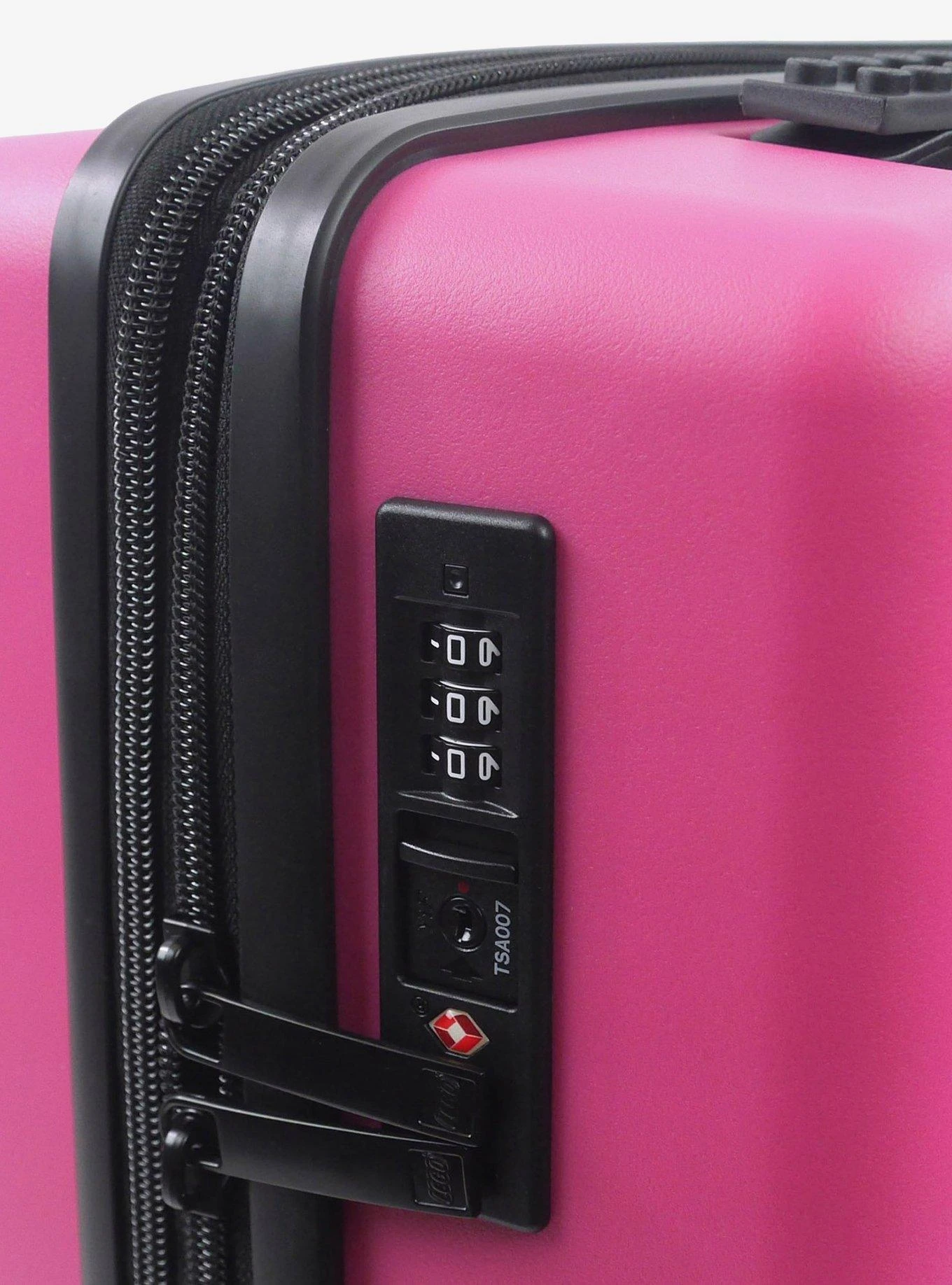 FUL LEGO Signature Brick 2x3 Trolley Expandable Carry-On Luggage Pink 12 FUL LEGO Signature Brick 2x3 Trolley Expandable Carry-On Luggage Pink - Image 10